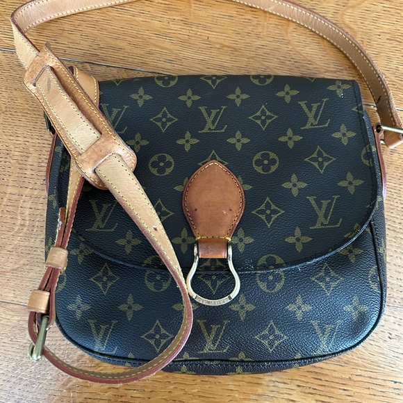 Louis Vuitton Saint Cloud GM Monogram Crossbody Bag - Picture 3 of 12